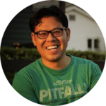 Alex Leon is a painter and a designer with years of experience in the game and animation industry.